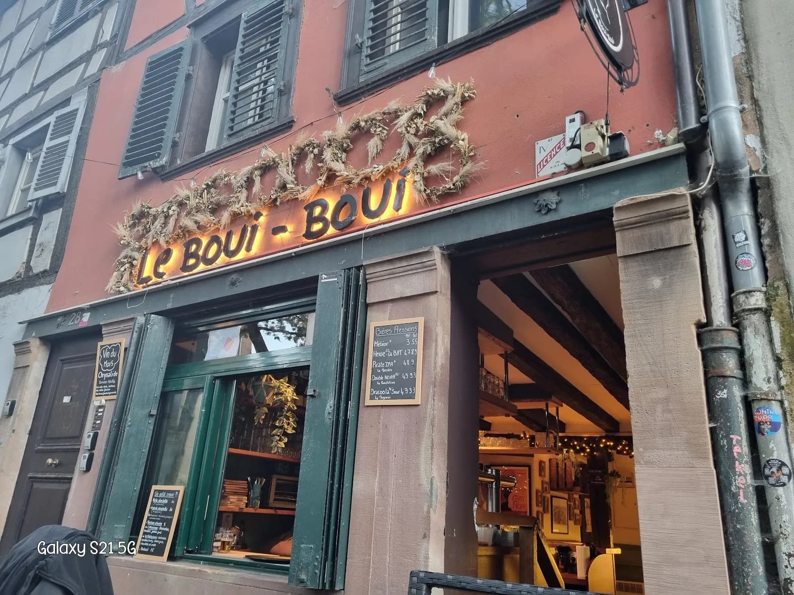 Le Boui-Boui, Bars à Petite France