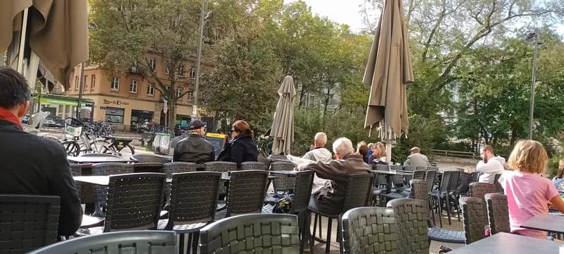 Café Berlin, Bars in Krutenau
