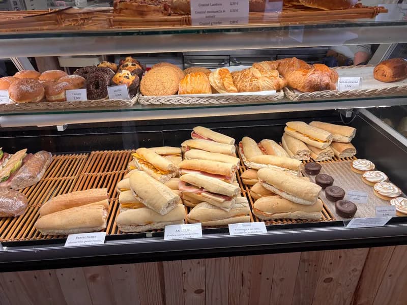 LA PAUSE ´DWICH, Restaurants in Esplanade