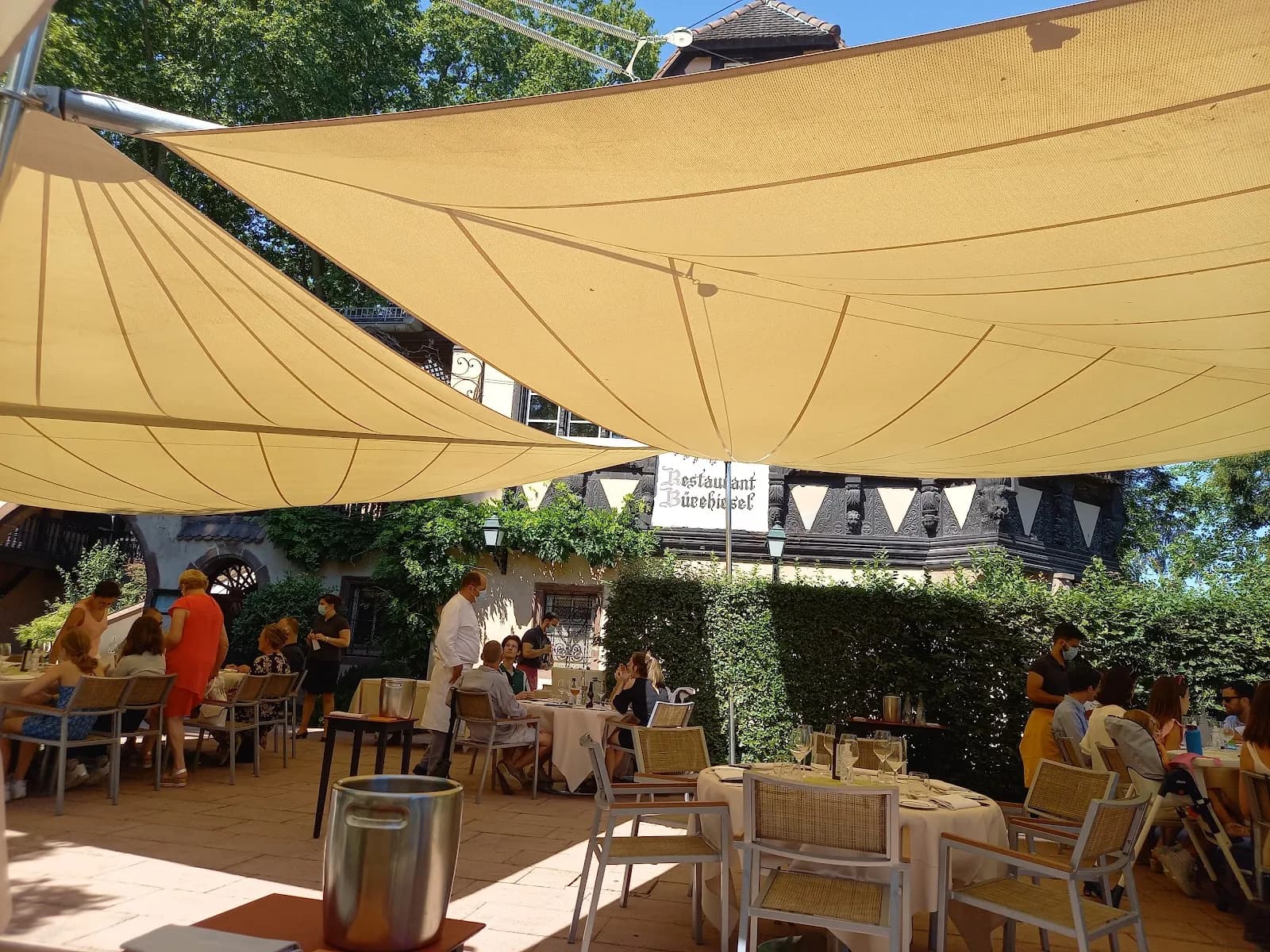 Buerehiesel, Restaurants in Orangerie