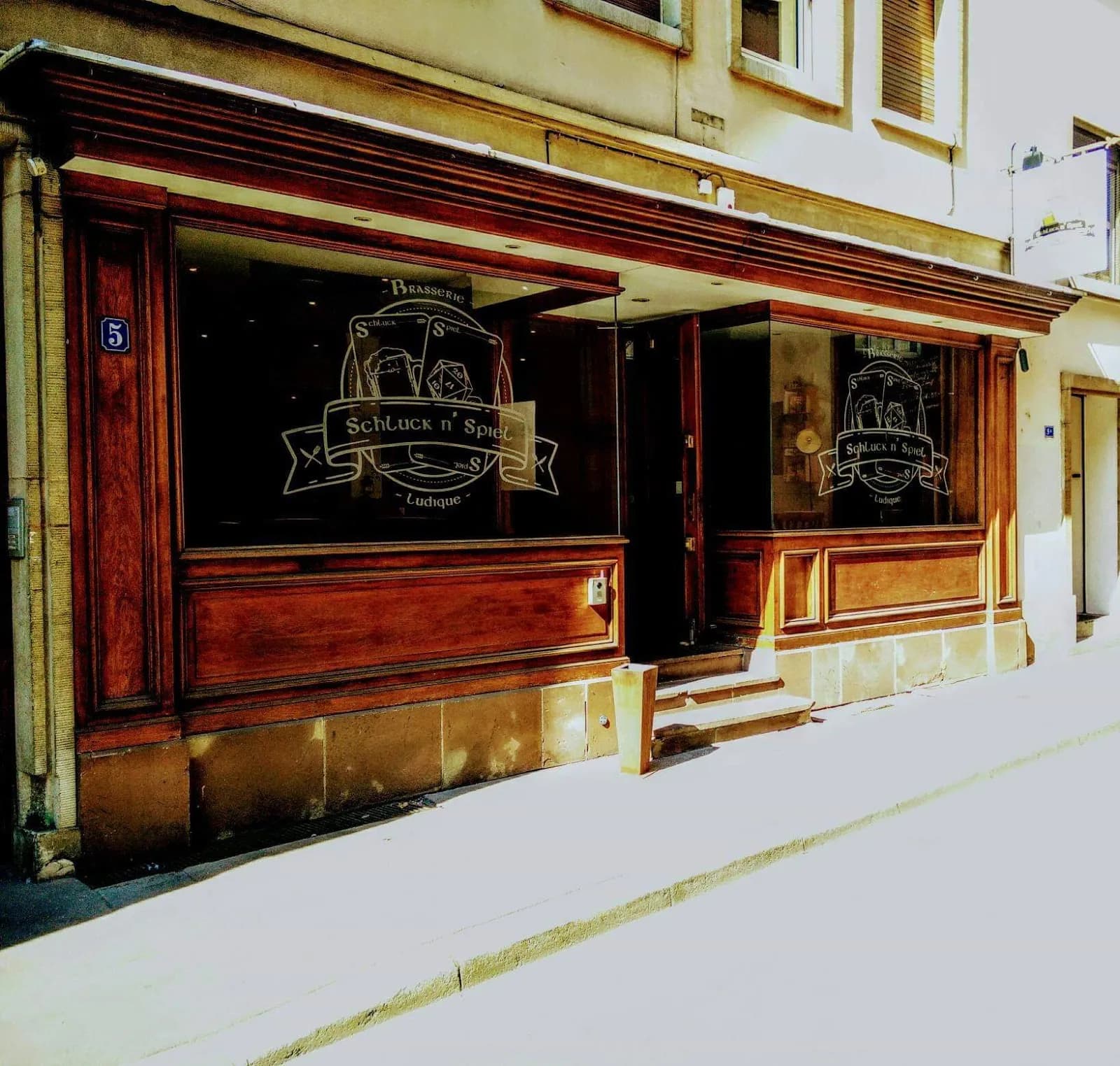 Schluck N'Spiel - Bar à Jeux, Bars à Grande Île