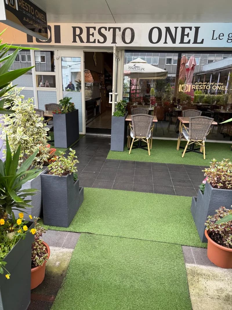 Resto Onel مطعم اونيل العراقي, Restaurants in Esplanade