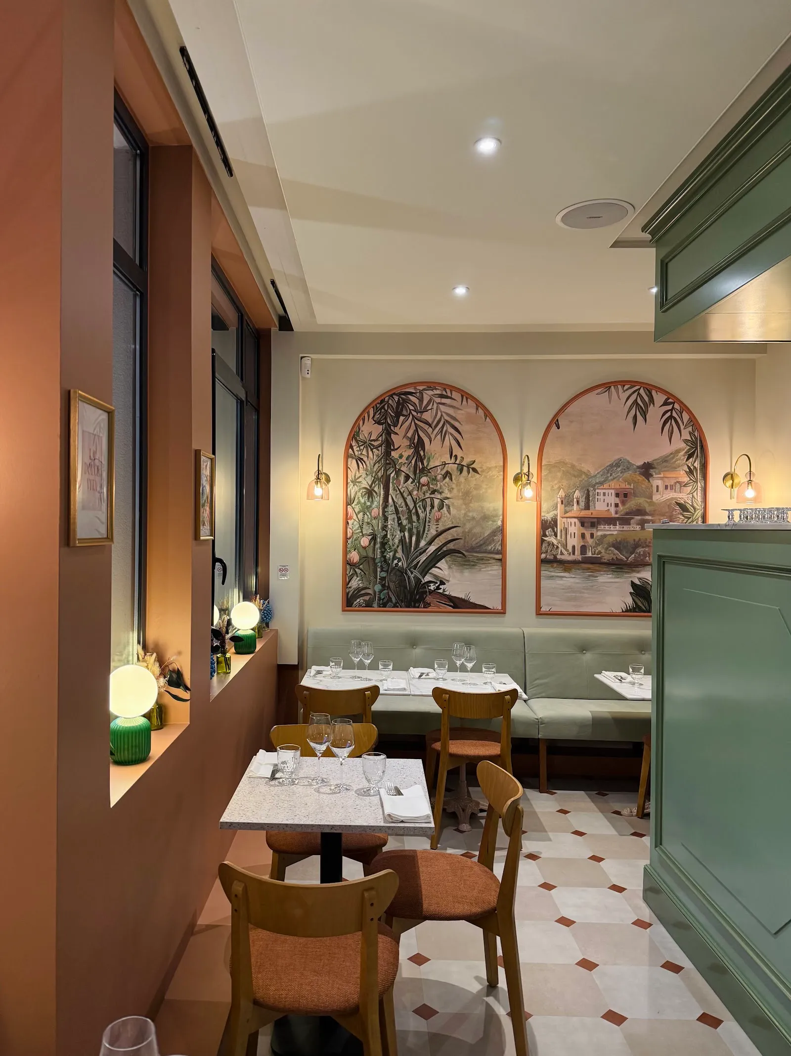 La Foglia, Restaurants in Orangerie