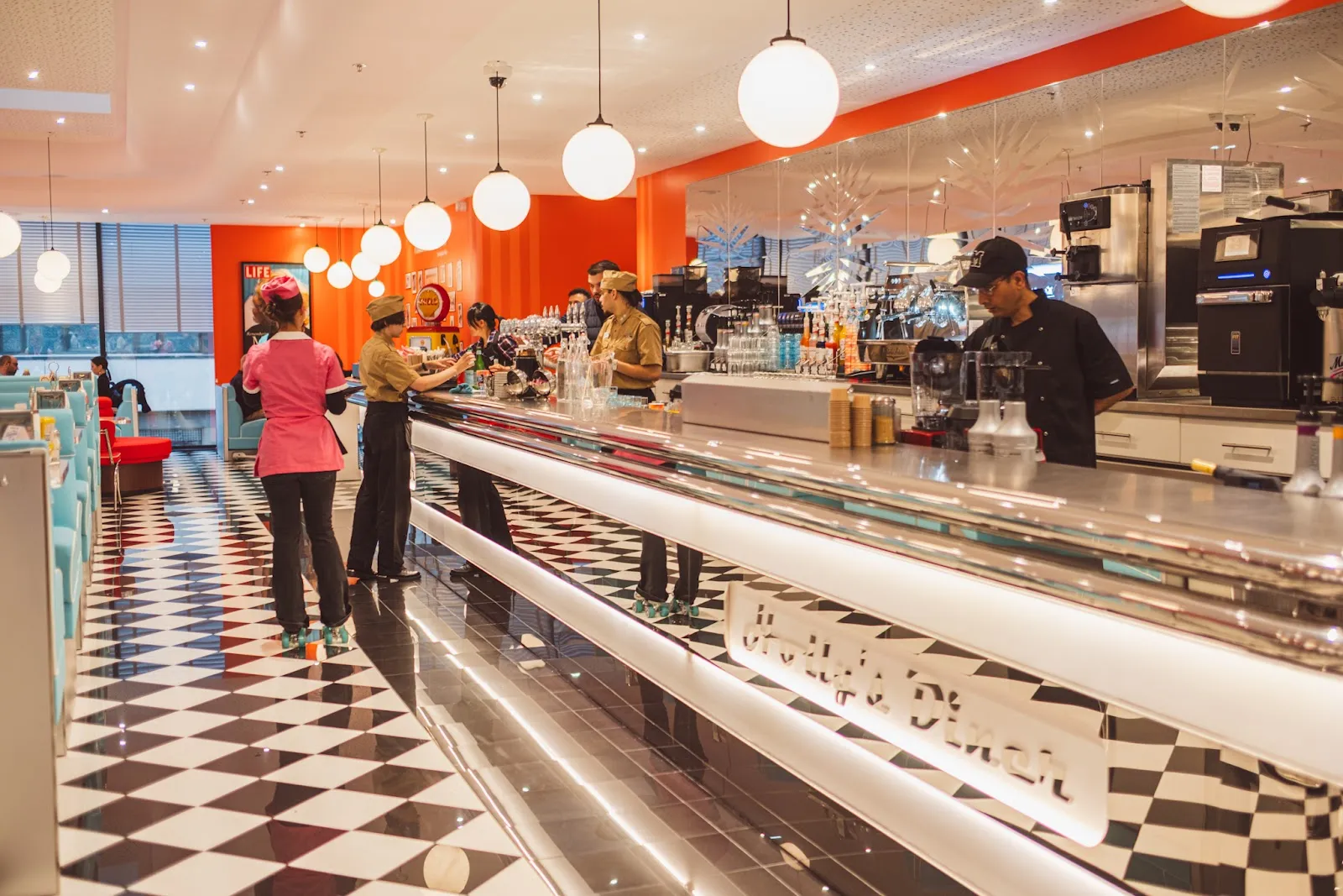 Holly's Diner, Restaurants à Quartier Gare